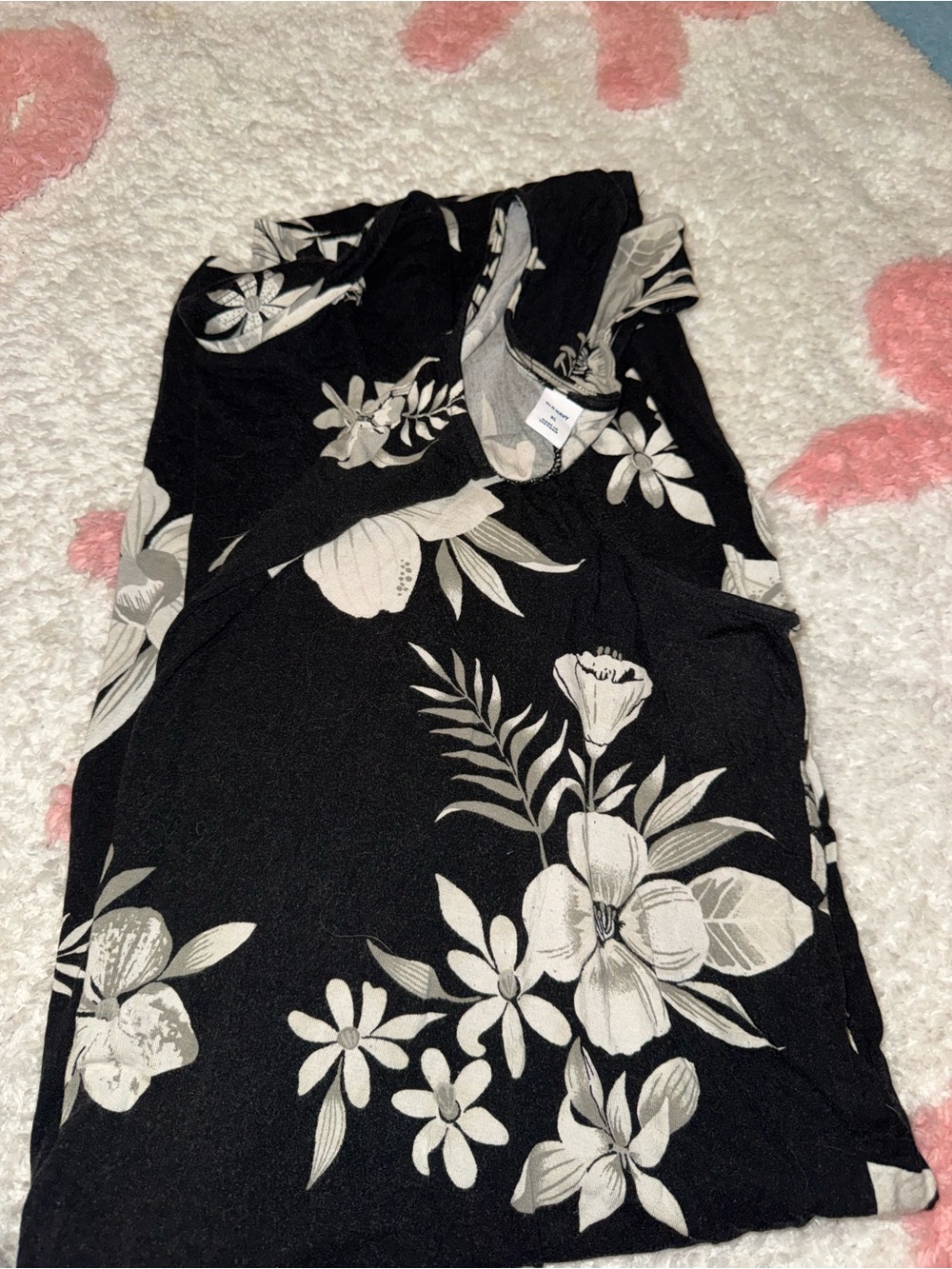 Old Navy Black Floral Sleeveless Camisole with Cream Print
